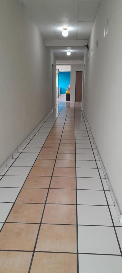 Hotel Happy House 2*