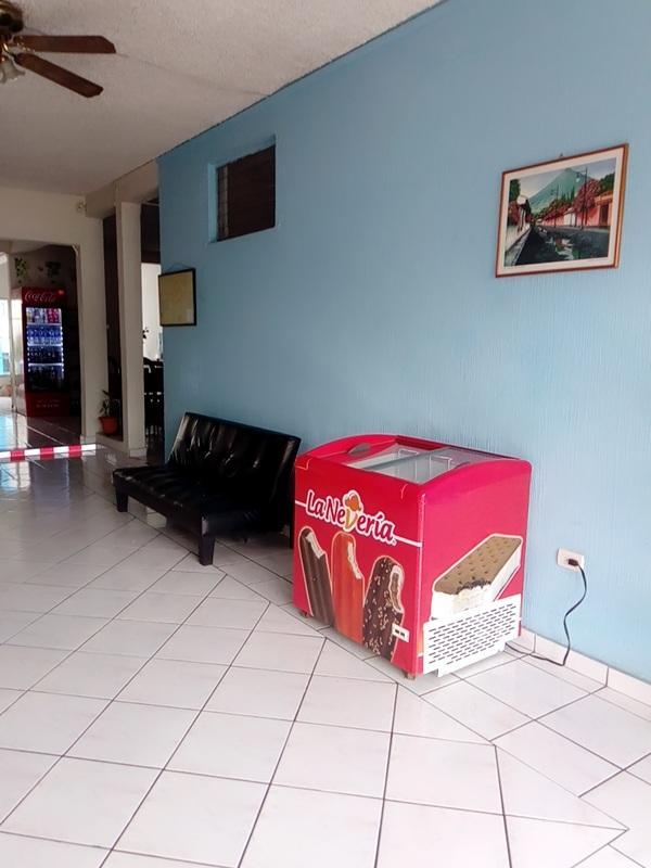 Hotel Happy House San Salvador